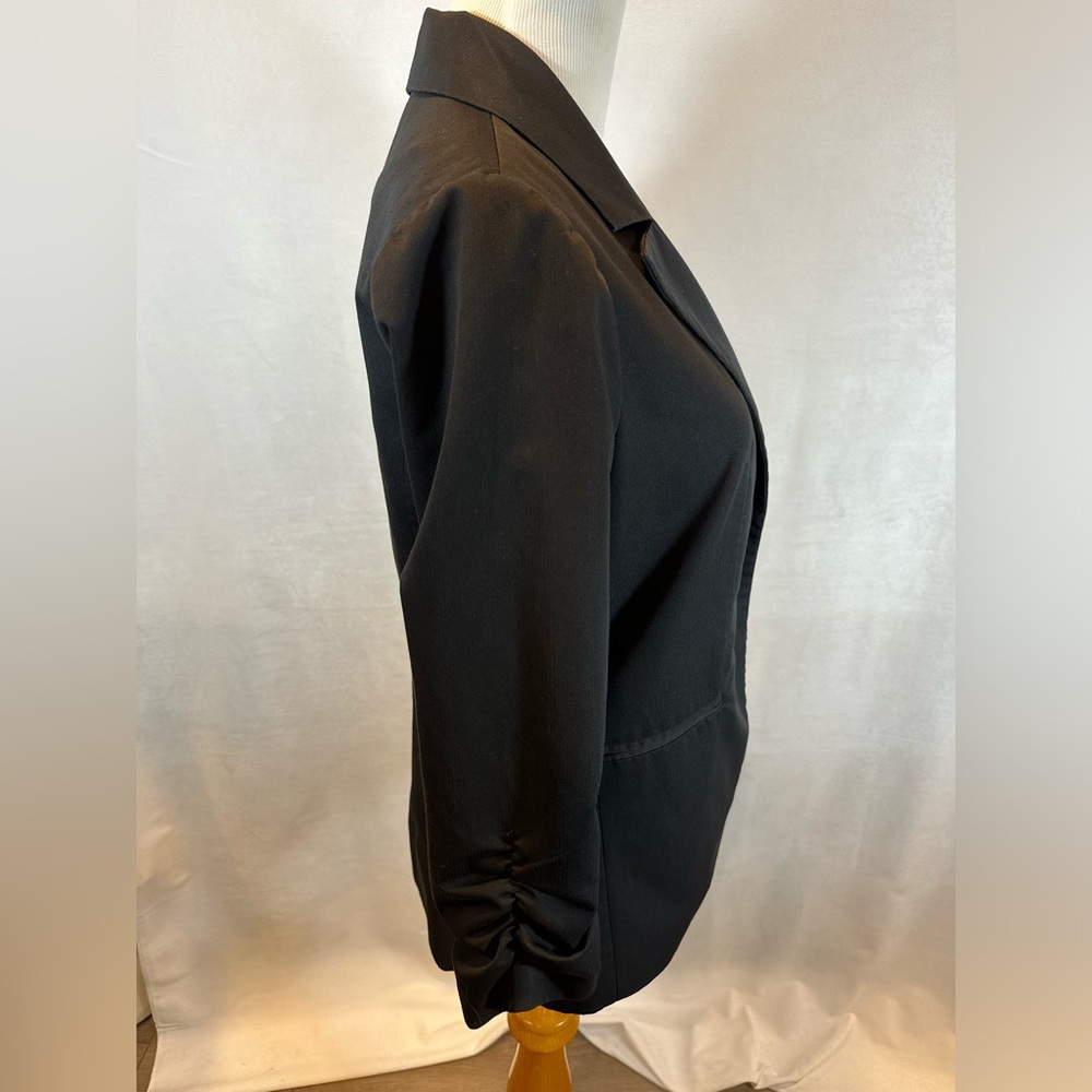 Guess Women's Solid Basic Ruched Sleeve Buttoned … - image 4